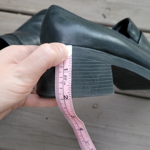 Vintage 90s y2k Bratz Black Leather Oxford Chunky Heel Preppy Academia Loafers 7 - Picture 7 of 8